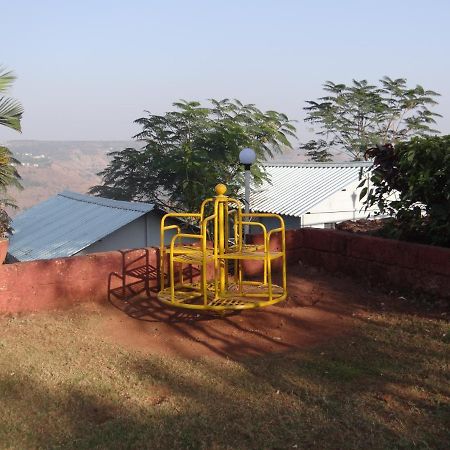 Exotic Valley Hotel Mahabaleshwar Exterior photo