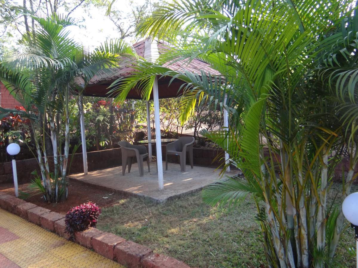 Exotic Valley Hotel Mahabaleshwar Exterior photo