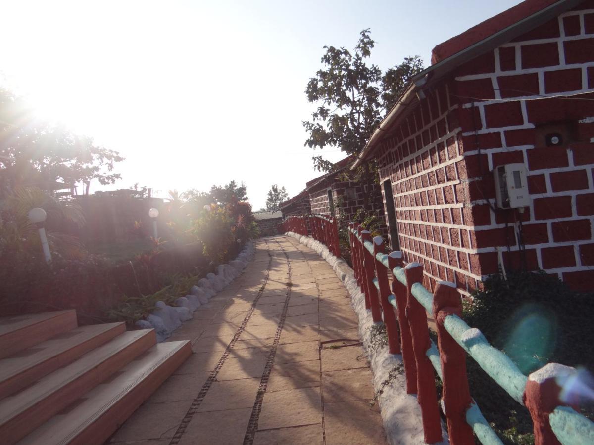 Exotic Valley Hotel Mahabaleshwar Exterior photo